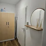 Modern Elegance In 하노버