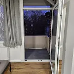 아파트 Modern Elegance In *