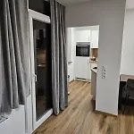 Modern Elegance In * 하노버