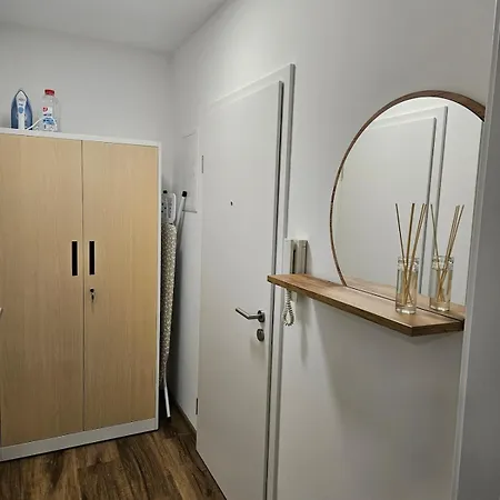 Modern Elegance In هانوفر